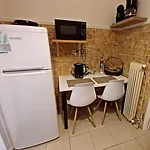Apartment Irida Equanimity And Cozy
