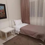 Irida Equanimity And Cozy Apartment *