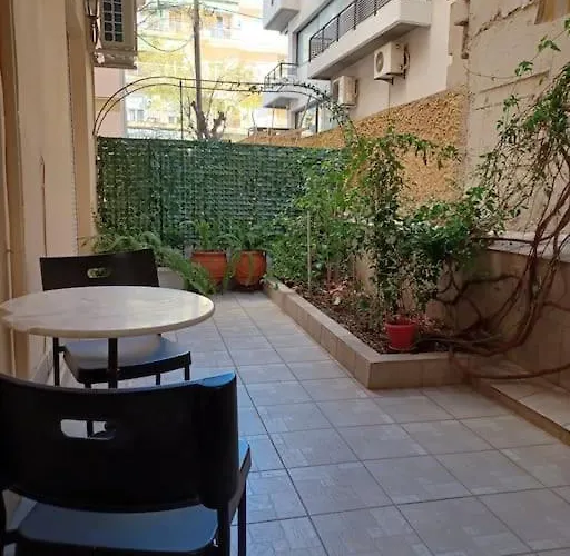 Irida Equanimity And Cozy Apartman *